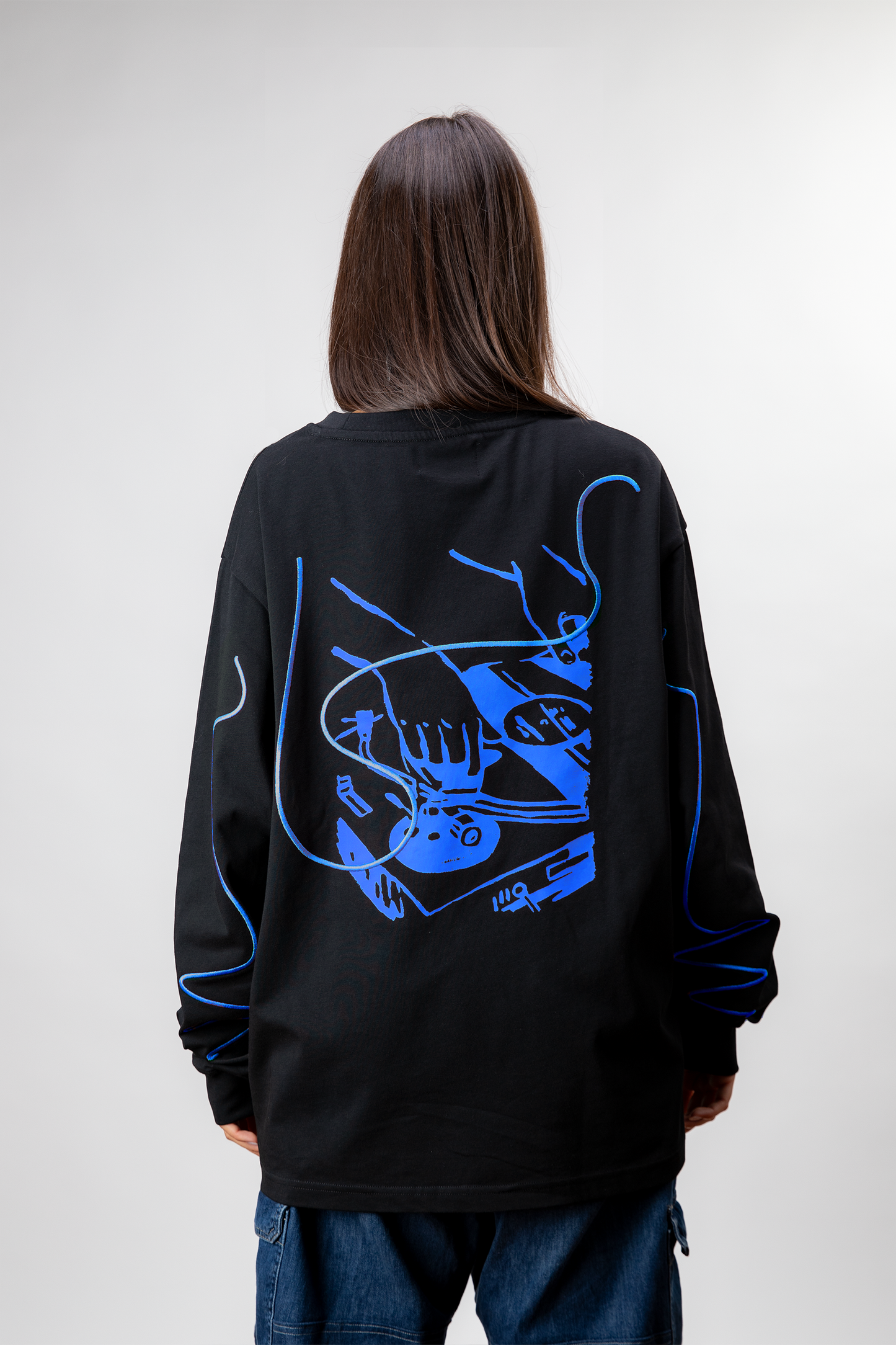 VIVANT LONGSLEEVE T-SHIRT